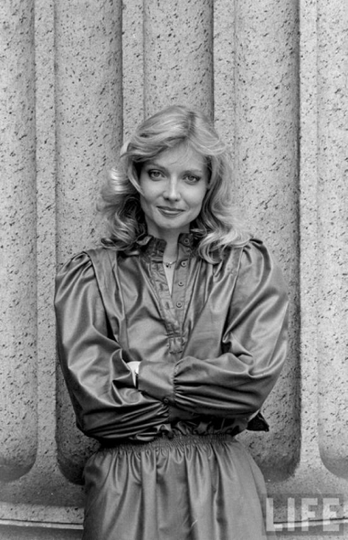 Slice of Cheesecake: Cindy Morgan, pictorial